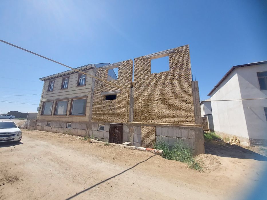 Курилиши тугалланмаган бино сотилади