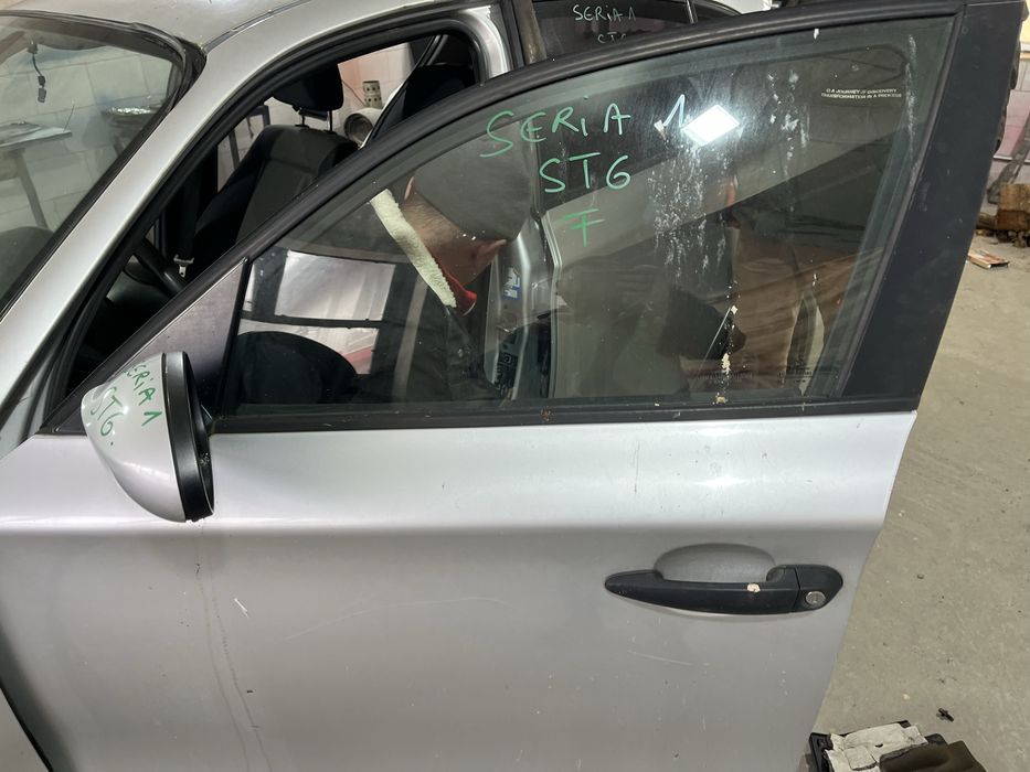 Usa stanga fata bmw seria 1