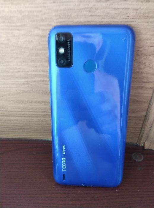 Андроид Techno Spark бу