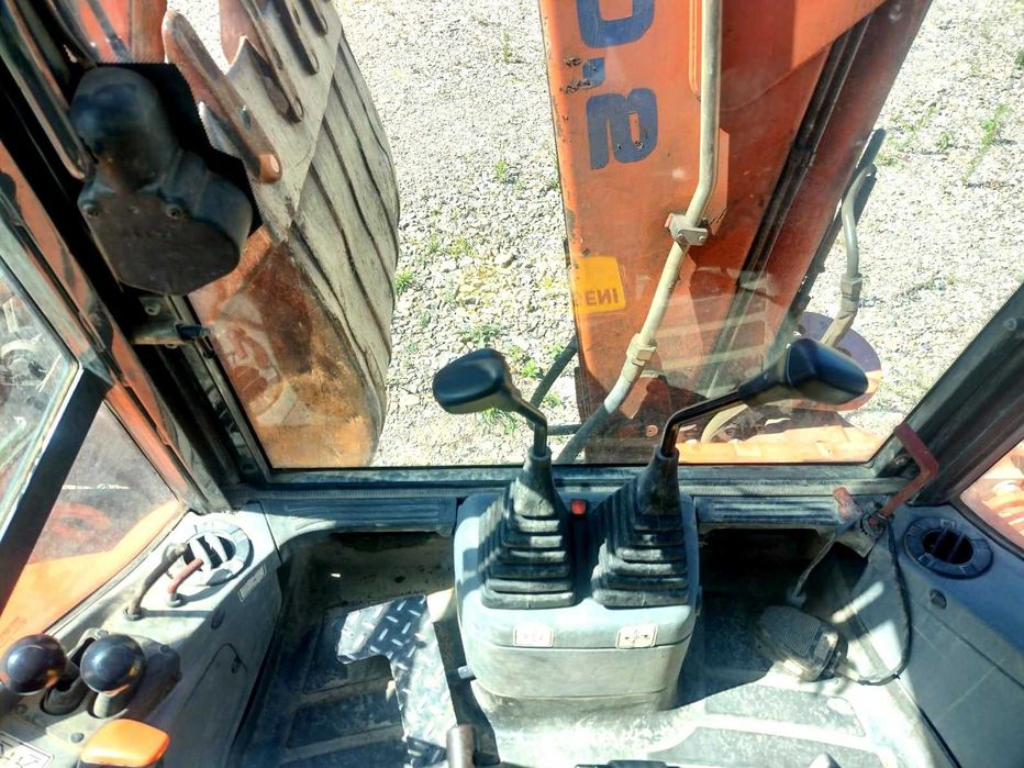 Buldoexcavator FIAT kobelko 4x4 fb 110.2 schimb cu Duba/auto/teren