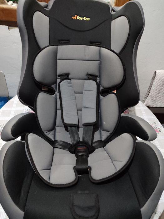 Продам авто кресло.бу отличное состояние .