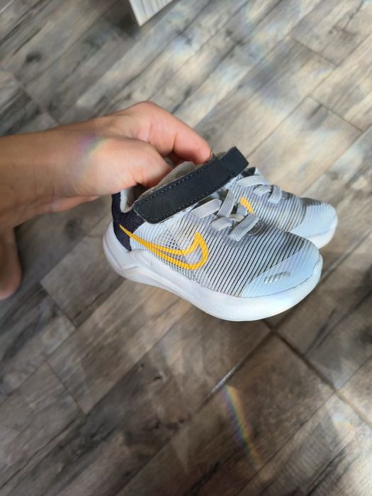 Adidași Nike Nr. 18,5