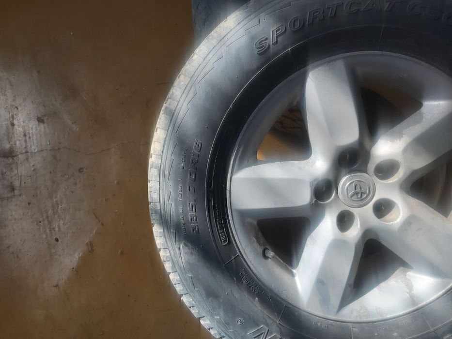 Джанти с гуми Тойота Рав 4 2003