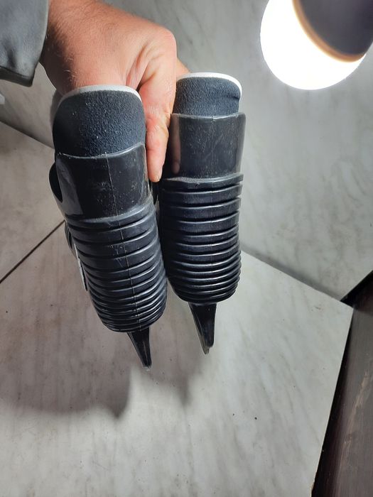 Patine hochey hochei 427 Tour impecabile marime eu 36 ( 23,5 cm)