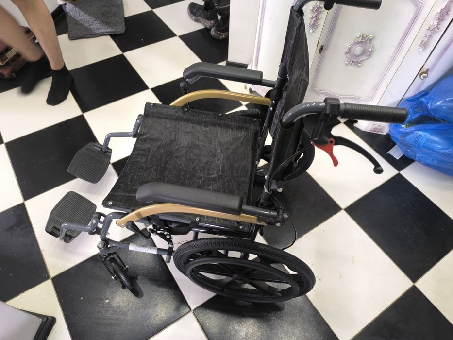 scaun persoane cu handicap