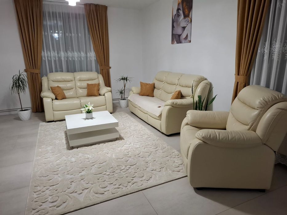 Canapea si fotolii living