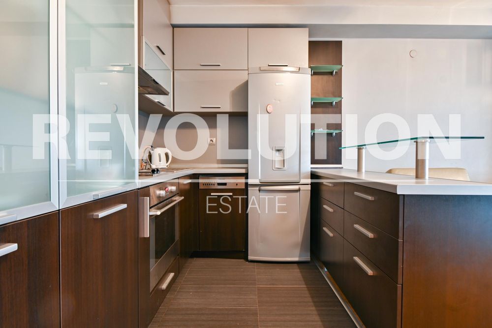 Дава се под наем Тристаен апартамент в София, Борово - 95 кв.м за 800 € - Снимка #3