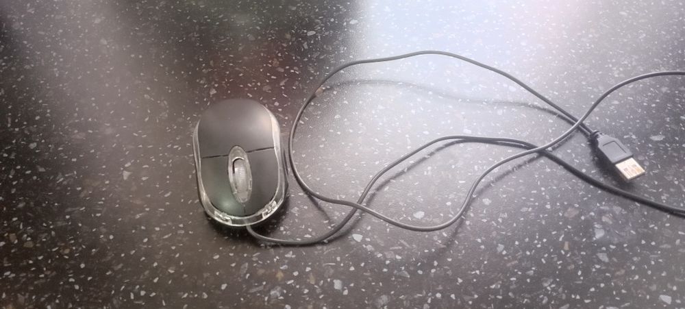 Проводная мышь для компьютера
