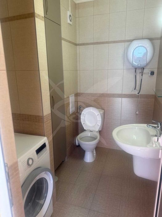 Продава се Тристаен апартамент в Бургас, Сарафово - 92 кв.м за 2065 €/кв.м - Снимка #3