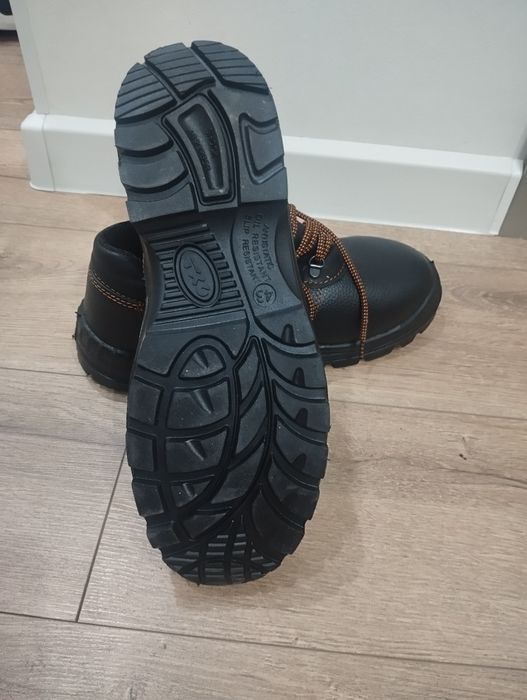 Спец. обувь летняя размер 43