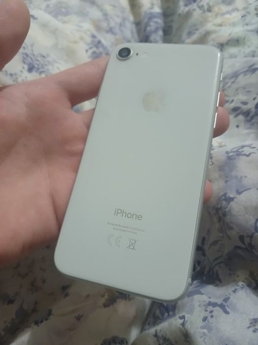 В продаже iphone 8