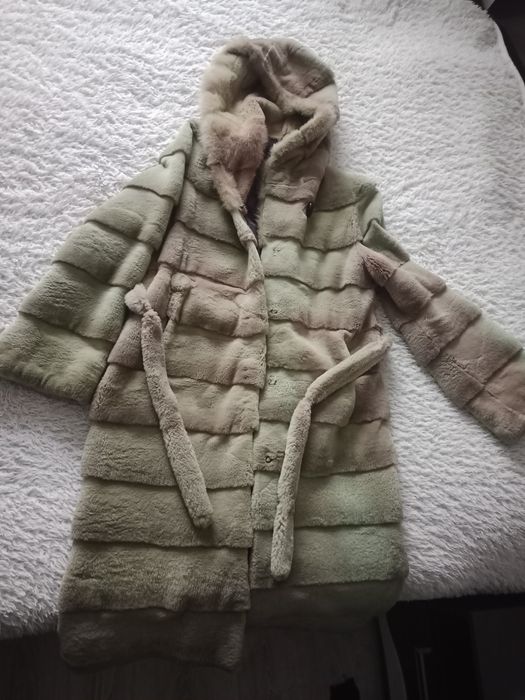 Продам натуральную шубу.