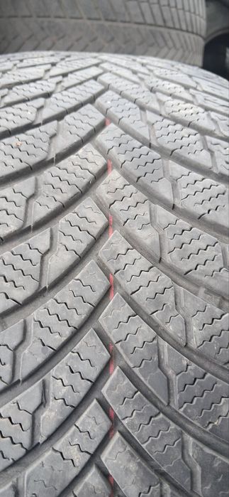 4 броя зимни гуми 235 45 19  Firestone  8mm