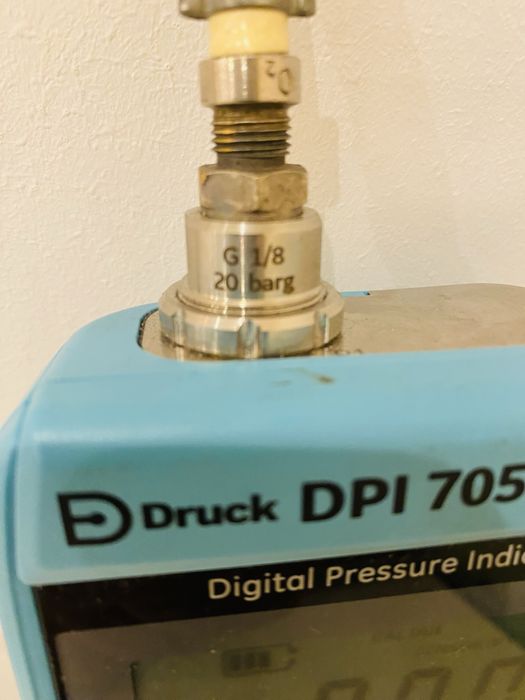 Druck DPI 705E digital pressure indicator
