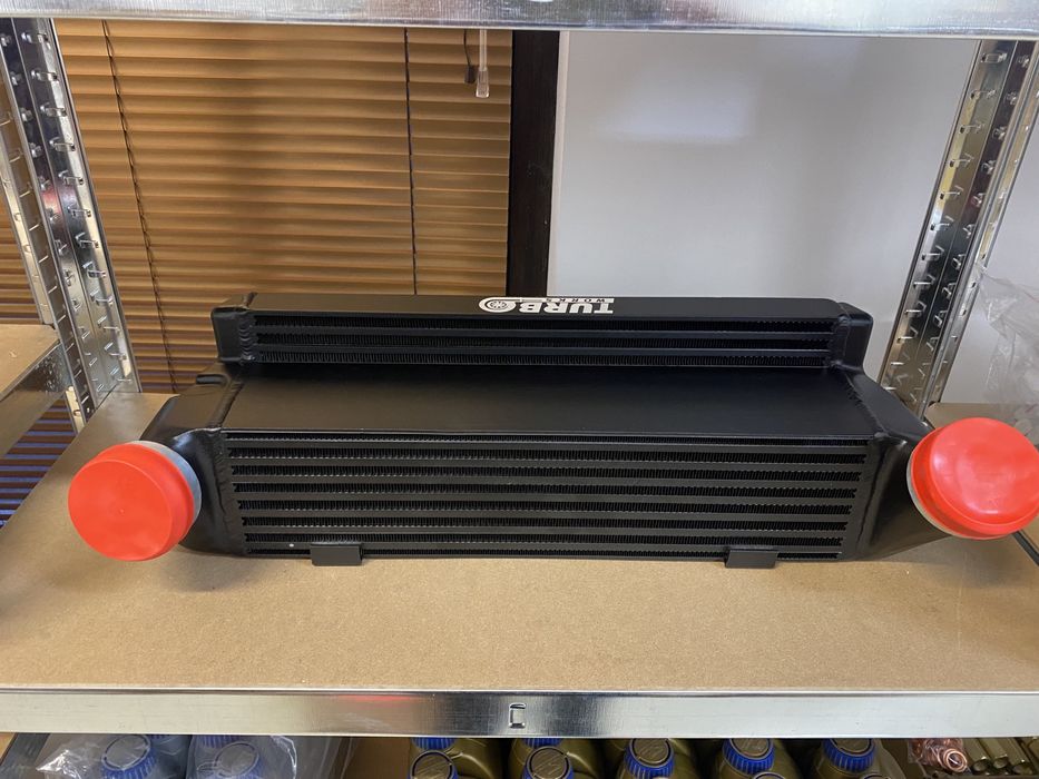 Интеркулер Е90 intercooler Е90 BMW БМВ M57 335d 330d 325d  ic-049