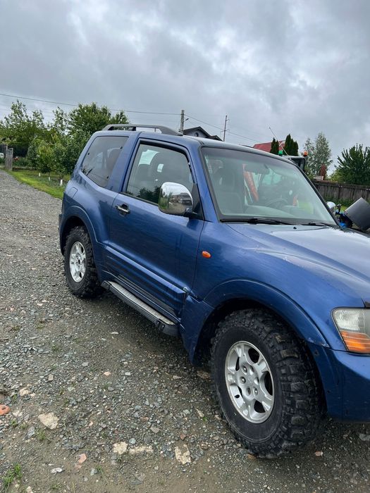 Mitsubishi pajero de vanzare