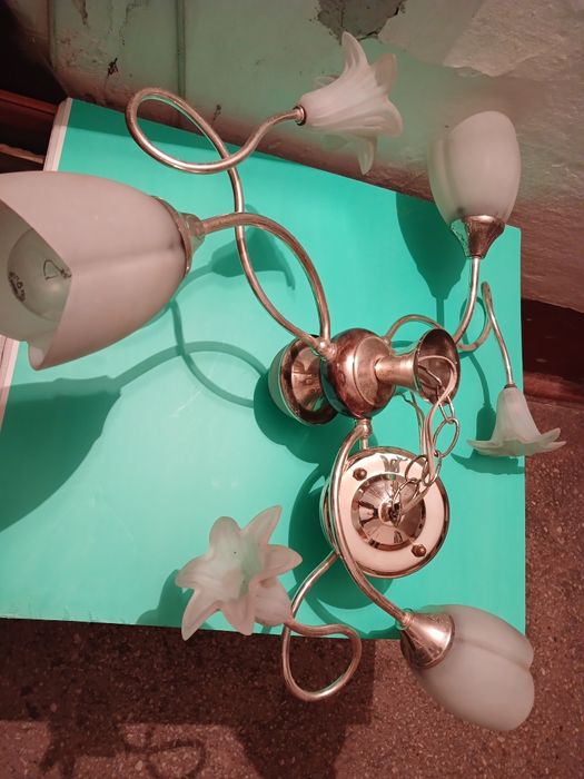 Продам светильник