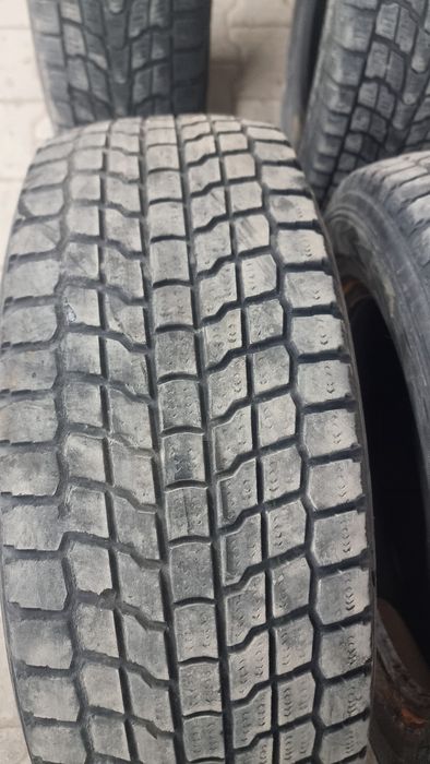 Шины покрышки  R 17