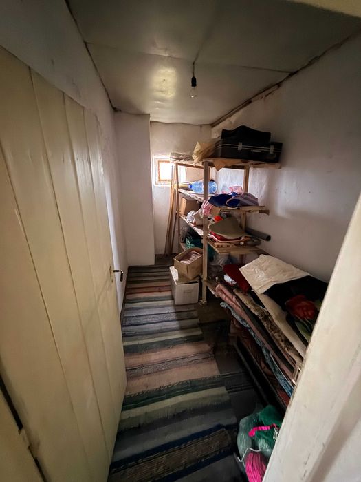 Къща с двор в с.Здравец