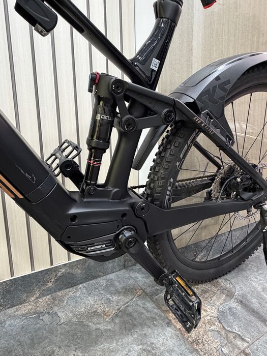 Bicicletă Electrică Asistată BULLS Sonic Evo AM-SL 1 Carbon Full Suspension - Motor Shimano EP8, Baterie 750Wh, Stare Excelentă, 510 km rulați