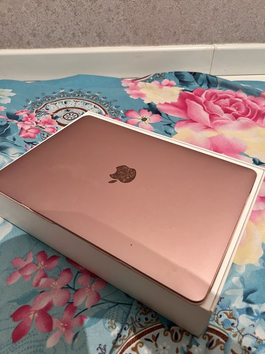 Macbook rose gold