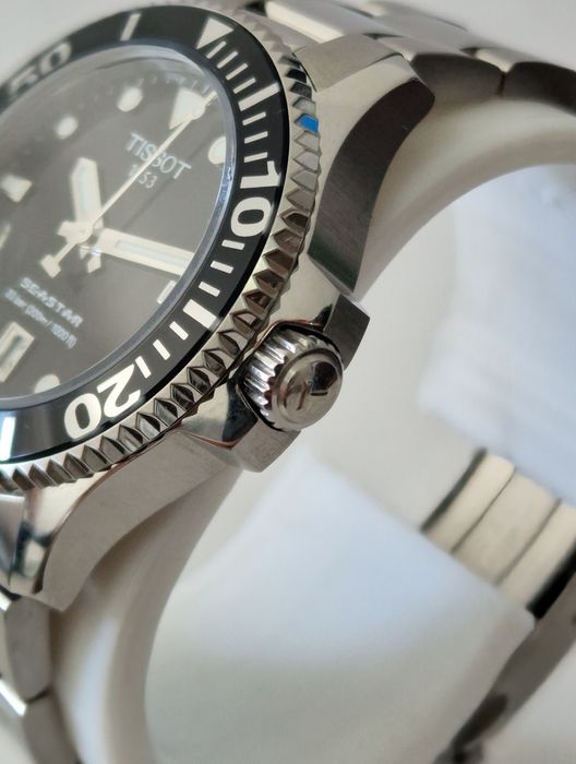 TISSOT Seastar 1000