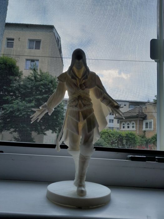 Figurina Assassin’s Creed (Ezio Auditore)