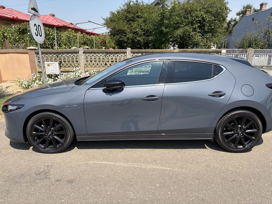 Mazda 3 2.0l e-SKYACTIVE X 186 cp Manuala