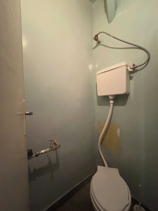Продава се Четиристаен апартамент в Карлово - 85 кв.м за 1412 €/кв.м - Снимка #17