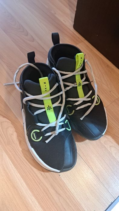 Vând ghete Nike Air Zoom Crossover 2, mărimea 39