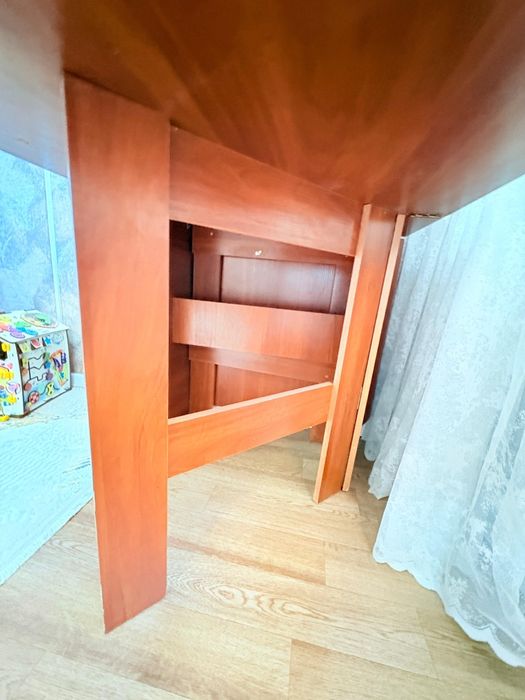 ДЁШЕВО!!! Стол-камод