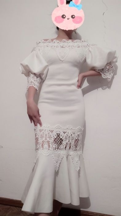 Платье вечерные для