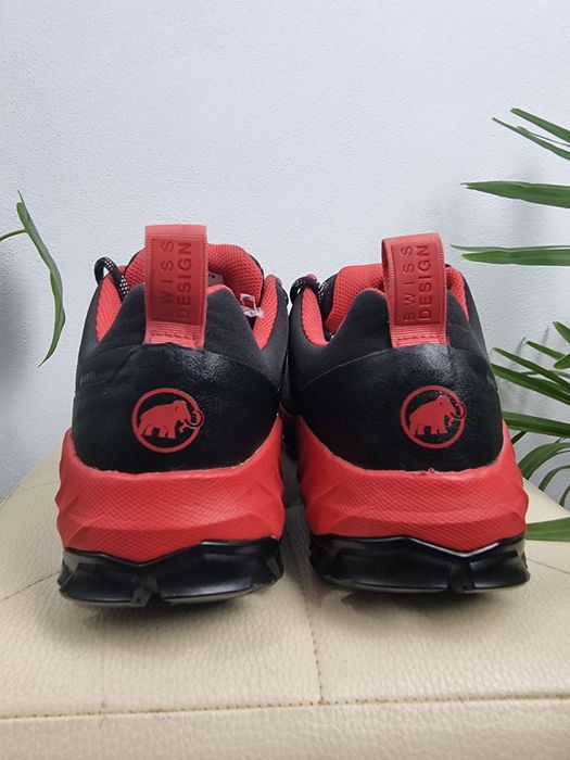 Ghete mammut sapuen trekking gtx hiking drumetii (nu lowa, the north face, scarpa, adidas, nike salomon garmont)