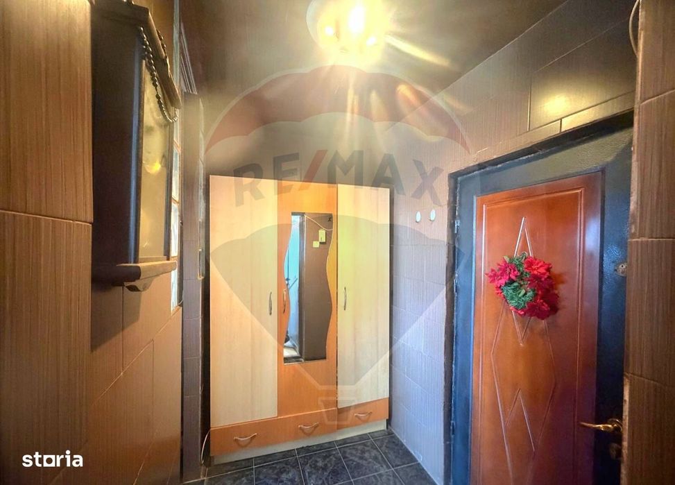 Apartament de vânzare 2 camere semidecomandate strada Republicii