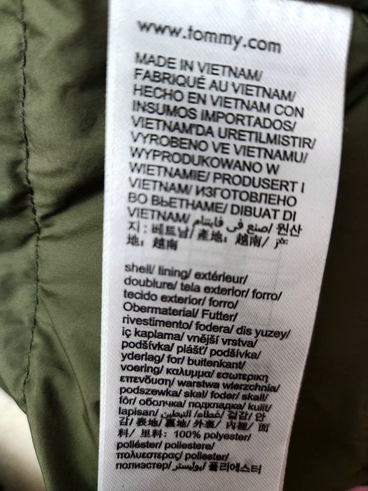 Geaca Tommy Hilfiger originală  cu puf