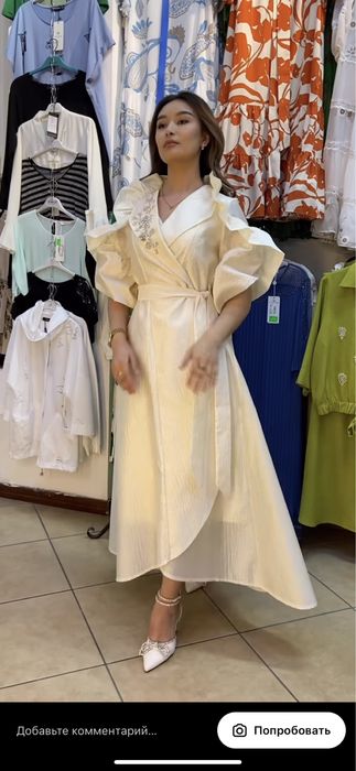 Продается нарядная платья