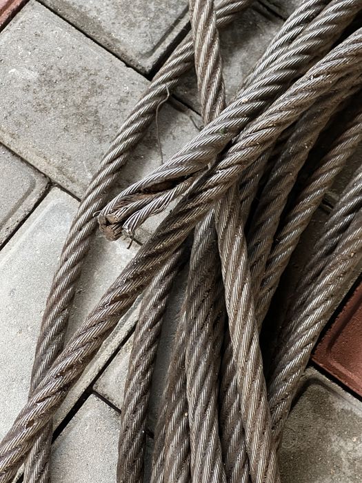 Продаю железный трос для грузовых машин