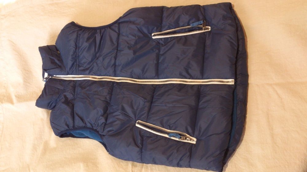 Детски елек,дебело подплатен. Ръст 164 H&M-L.O.G.G.