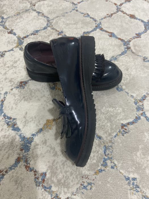 продаю обувь