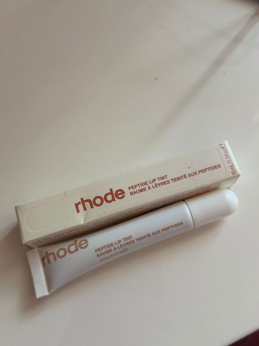 Lipgloss Rhode - cinnamon roll