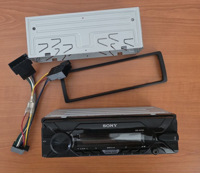 Sony DSX-A210UI 4x55 W