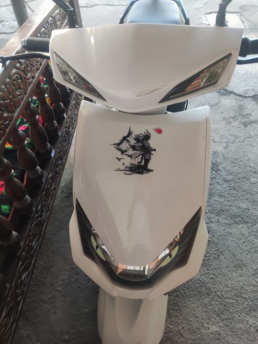 Скутер мотобайк   .