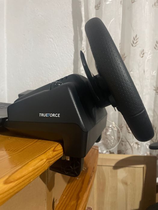 Ново!!! Волан Logitec G923