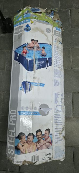 Piscina folosita, cu cadru metalic 3x2