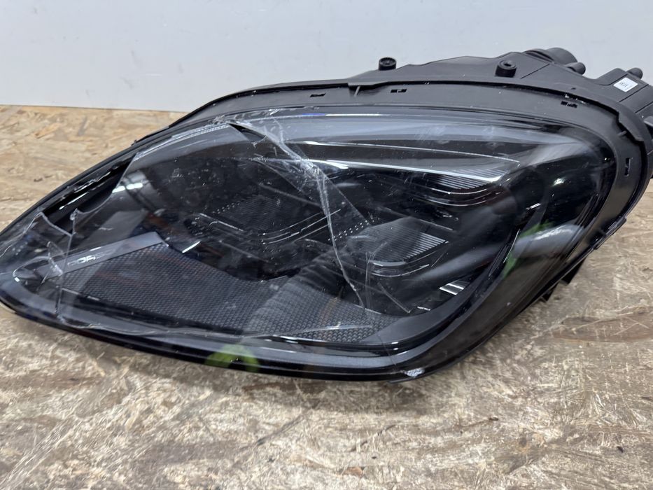 Far Porsche Cayenne 9y0 full led matrix facelift 2023-2026