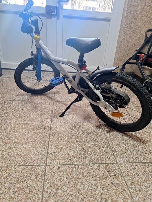 Bicicletă B Twin Robot 16 inch.