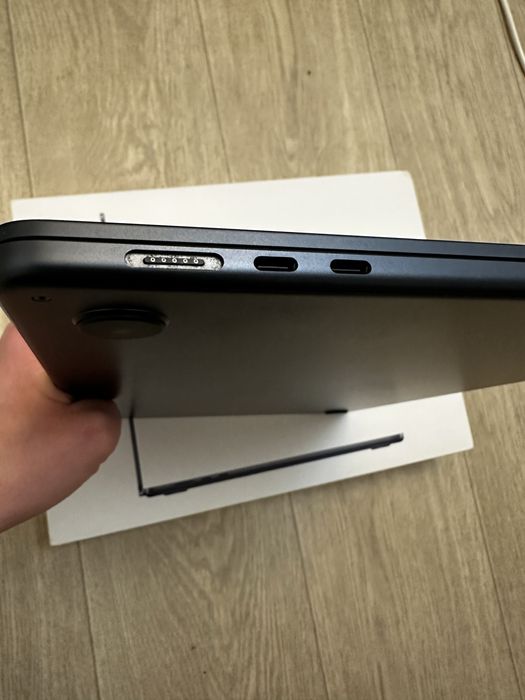 Mackbook air 2023 m2 (не перекуп)