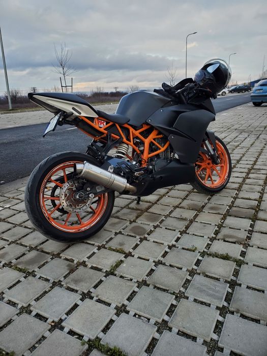 Vând ktm rc 125 15 cp 2016