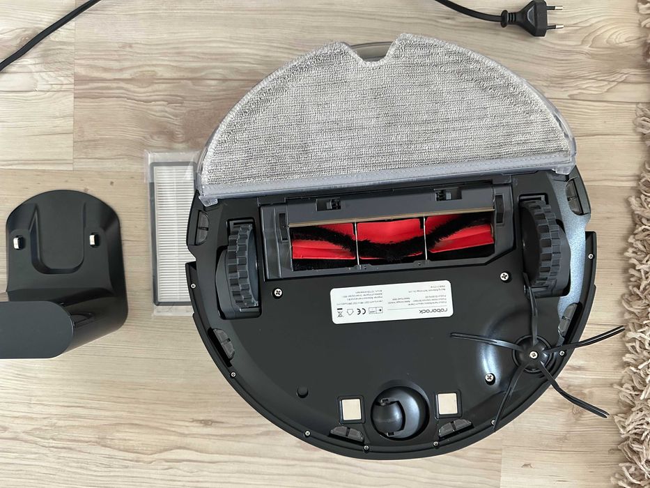 vând roborock s6 maxv
