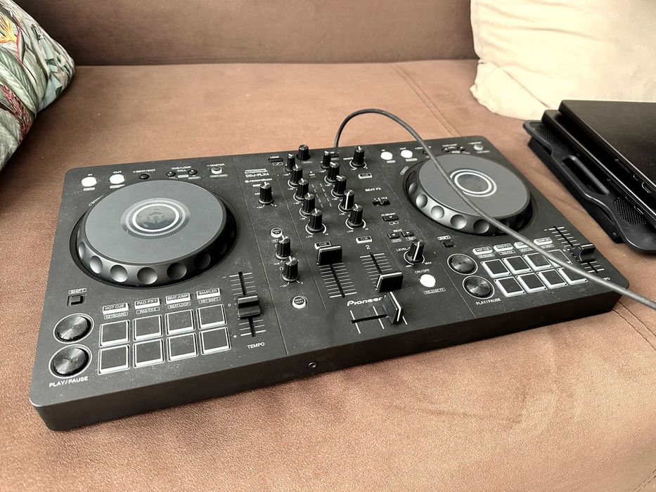 Pioneer DJ Controller DDJ-FLX4